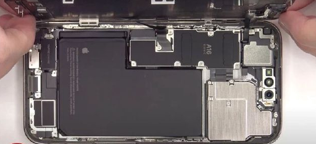 新河苹果14维修分享看iPhone 14 Pro Max拆解 